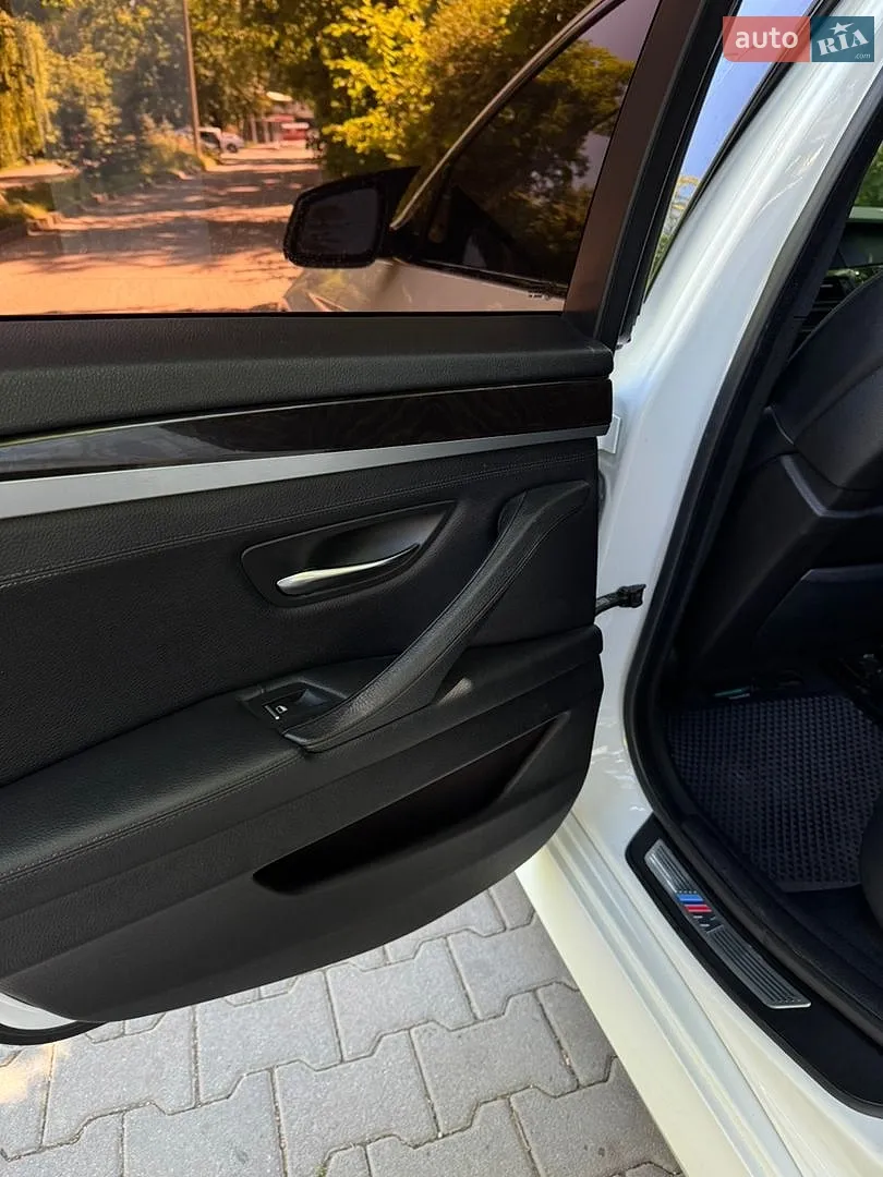2012 BMW 5er - мініатюра 29
