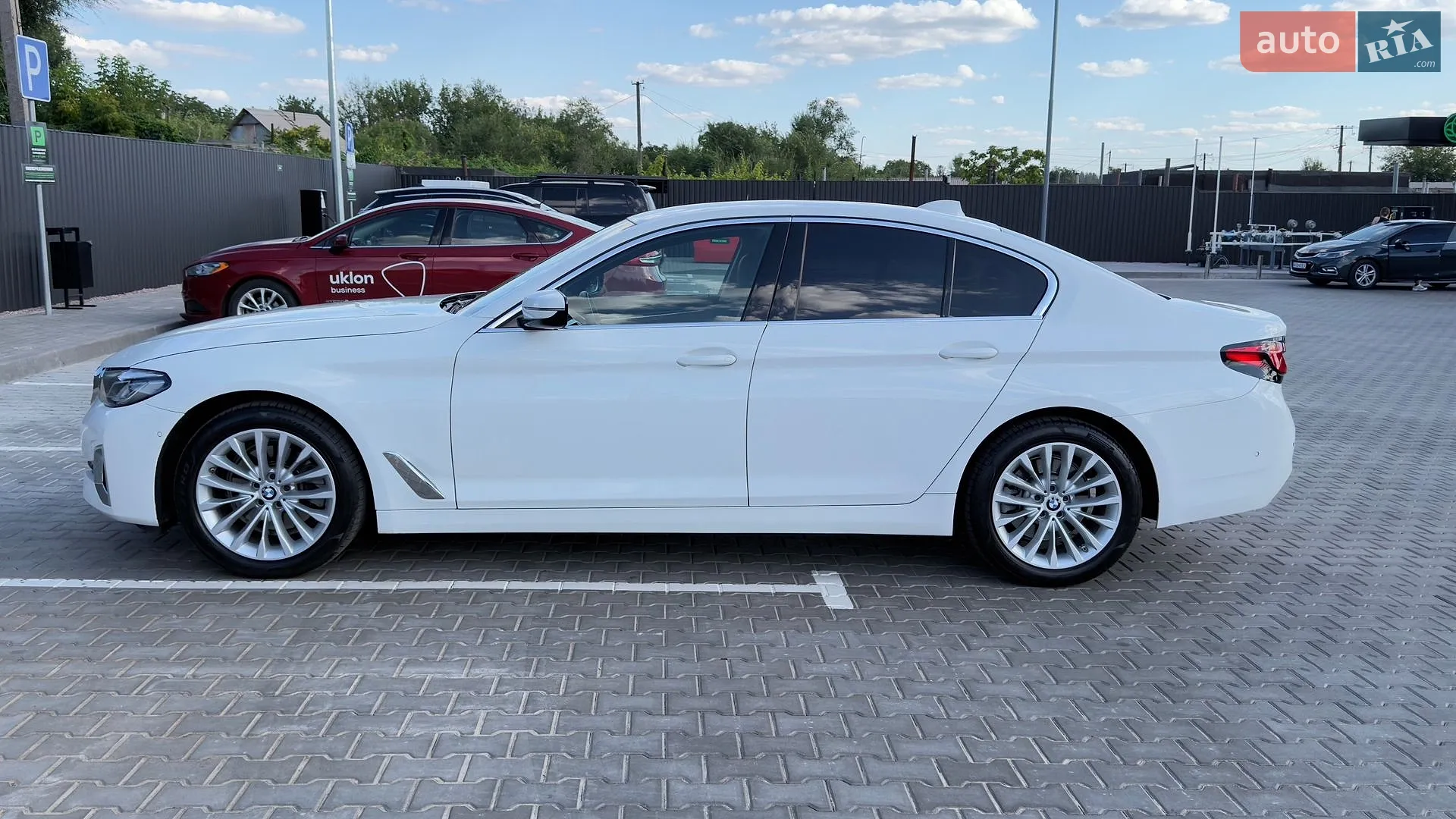 2020 BMW 5er - мініатюра 2