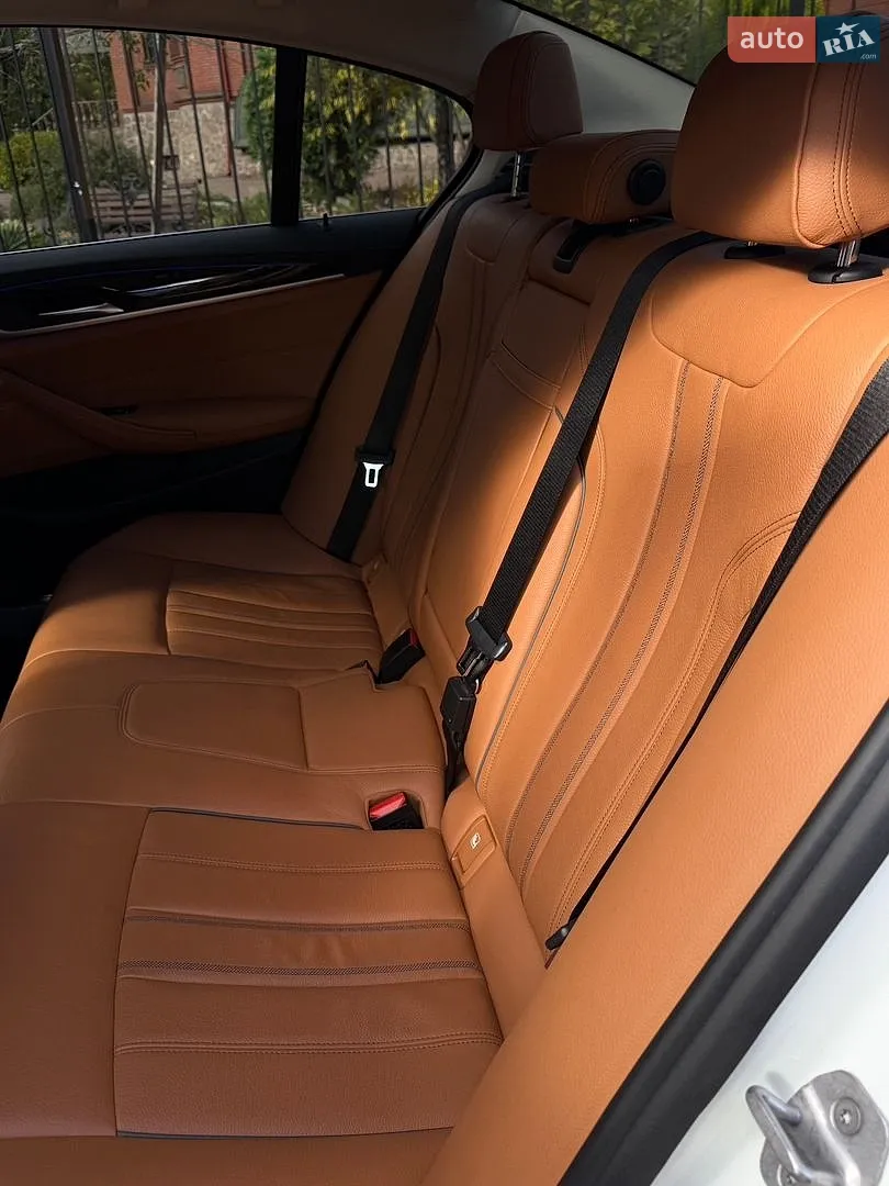 2020 BMW 5er - мініатюра 8