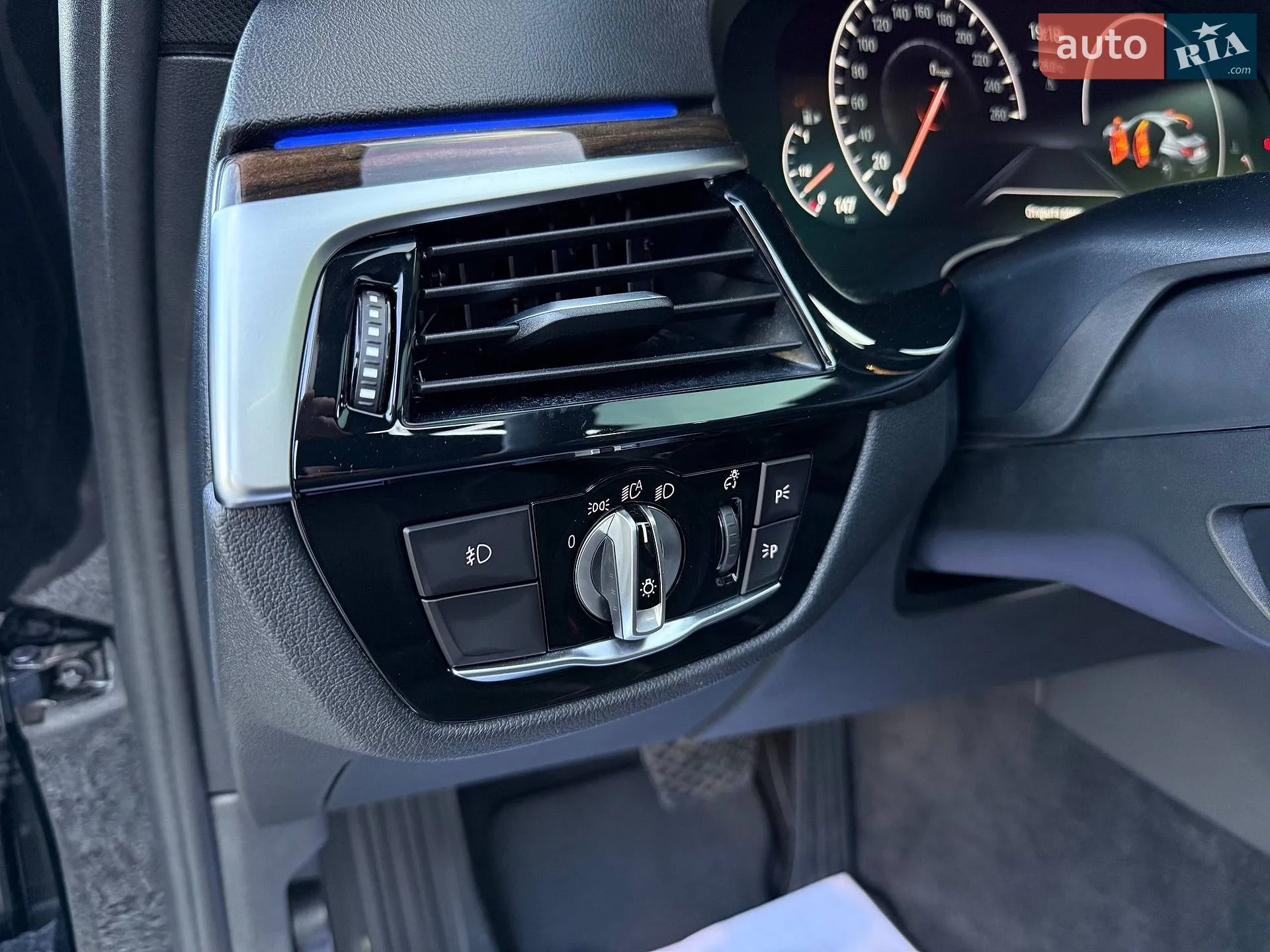 2018 BMW 5er - мініатюра 27
