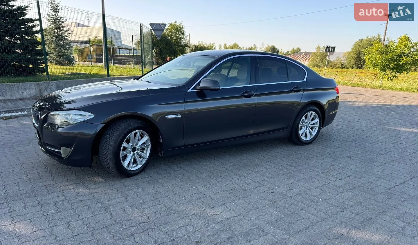 2010 BMW 5er - мініатюра 9