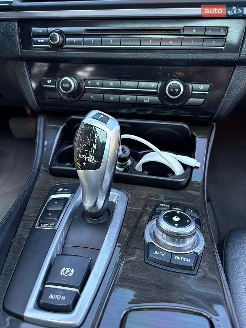 2012 BMW 5er - мініатюра 23
