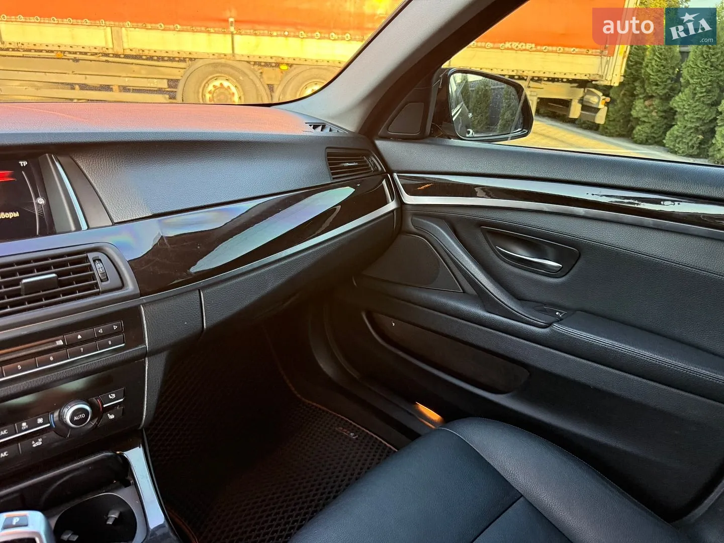 2015 BMW 5er - мініатюра 13