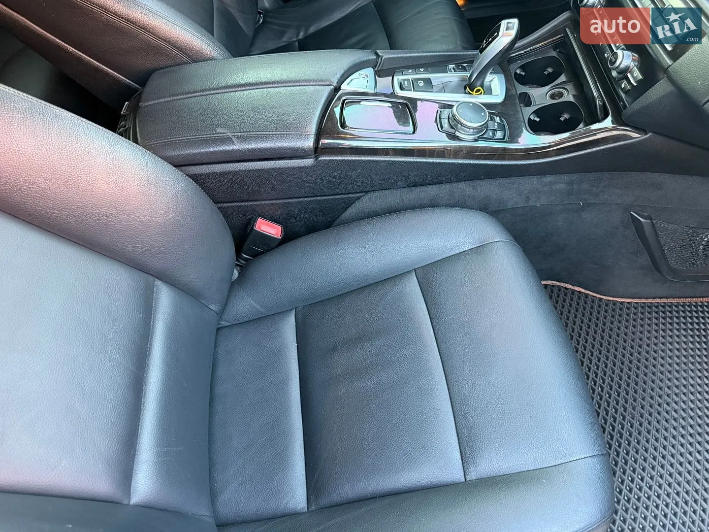 2015 BMW 5er - мініатюра 19