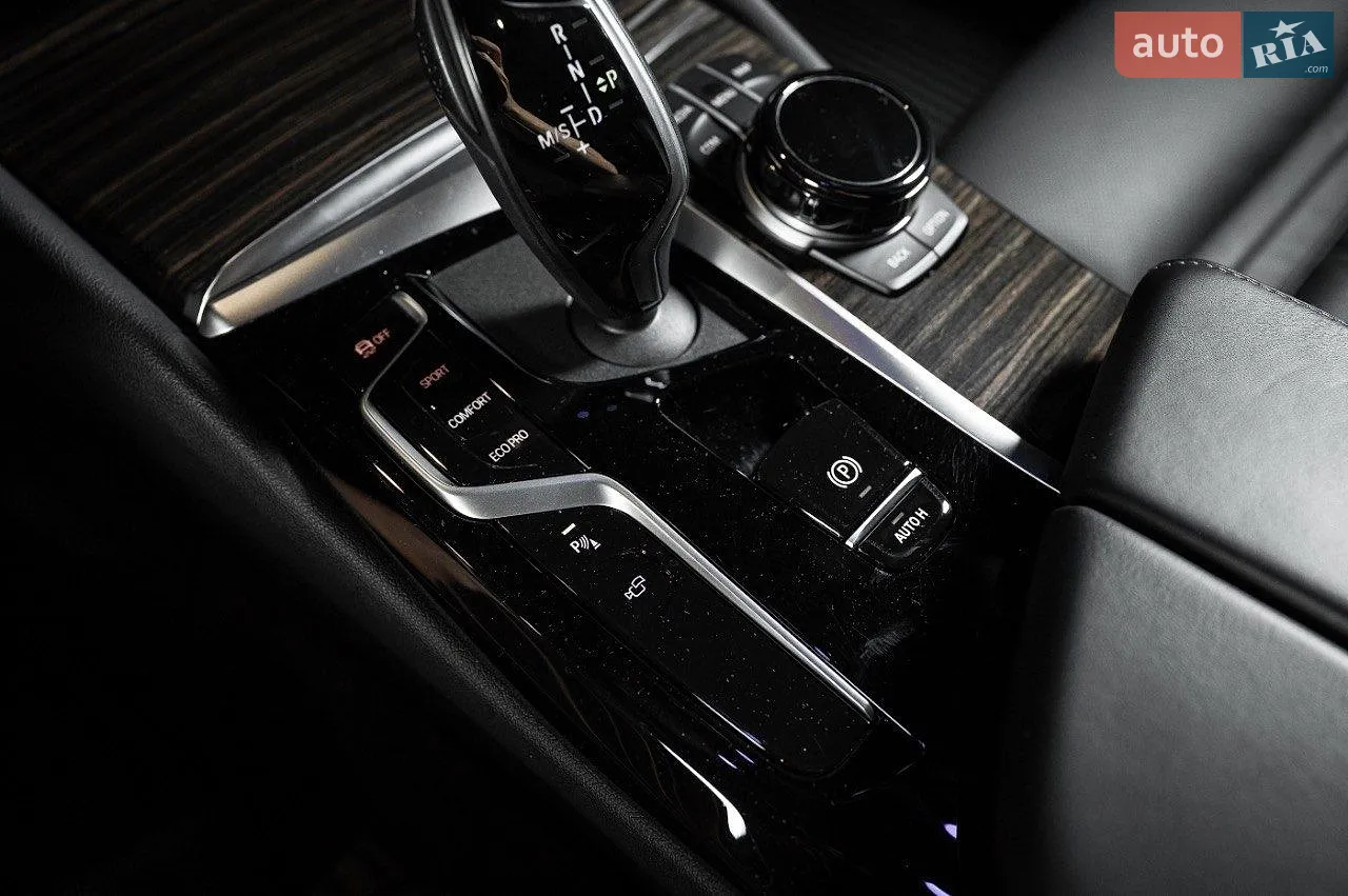 2020 BMW 5er - мініатюра 12