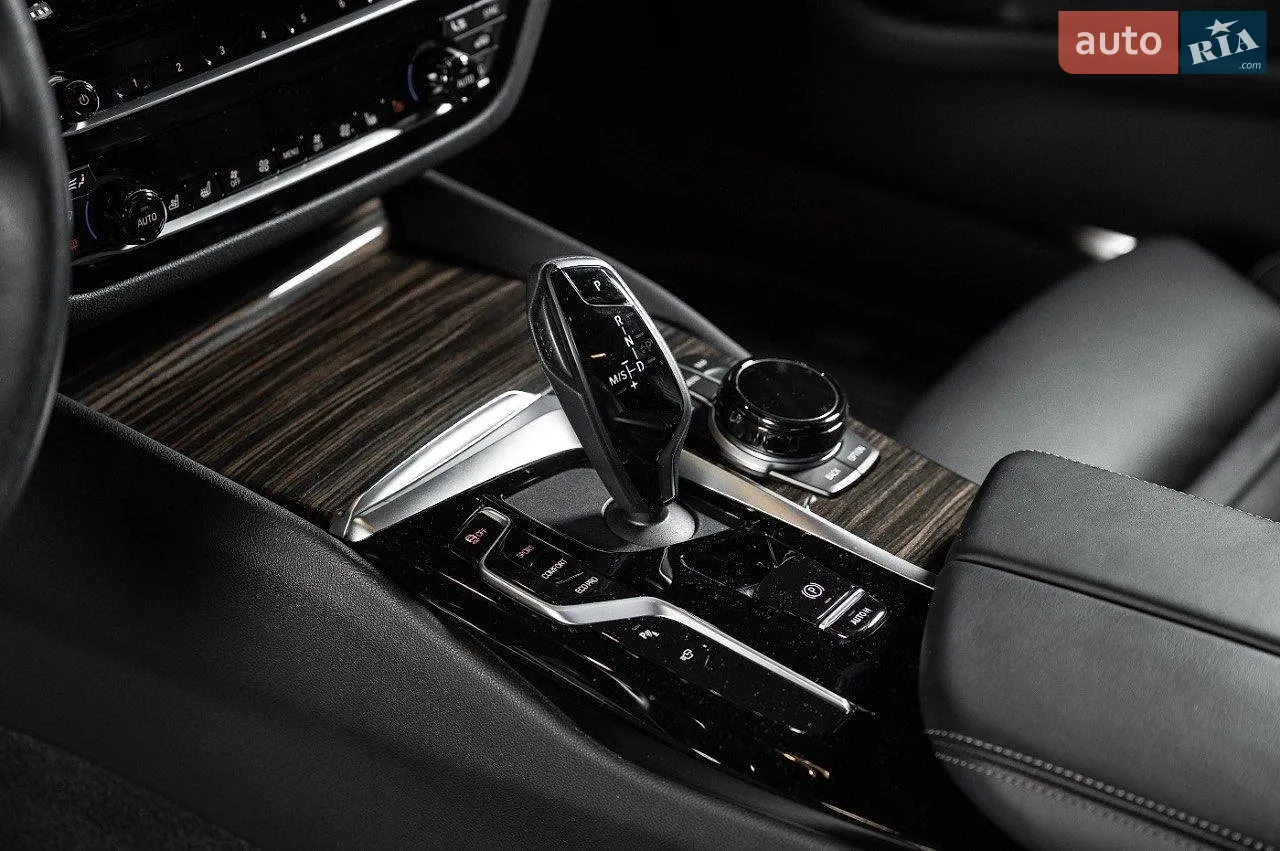 2020 BMW 5er - мініатюра 17