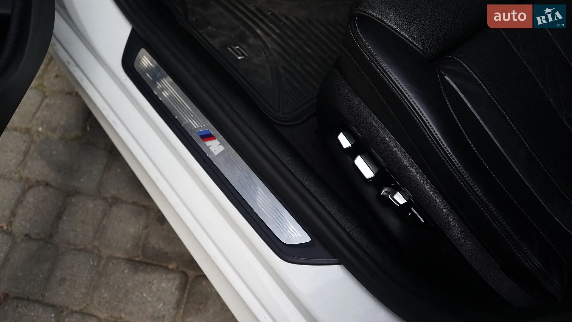 2017 BMW 5er - мініатюра 31