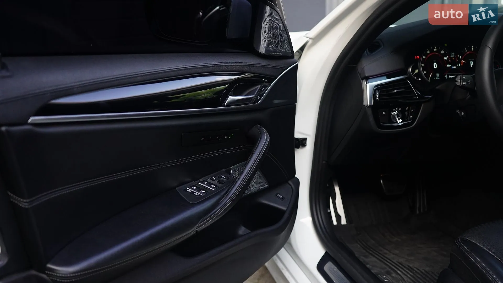 2017 BMW 5er - мініатюра 29