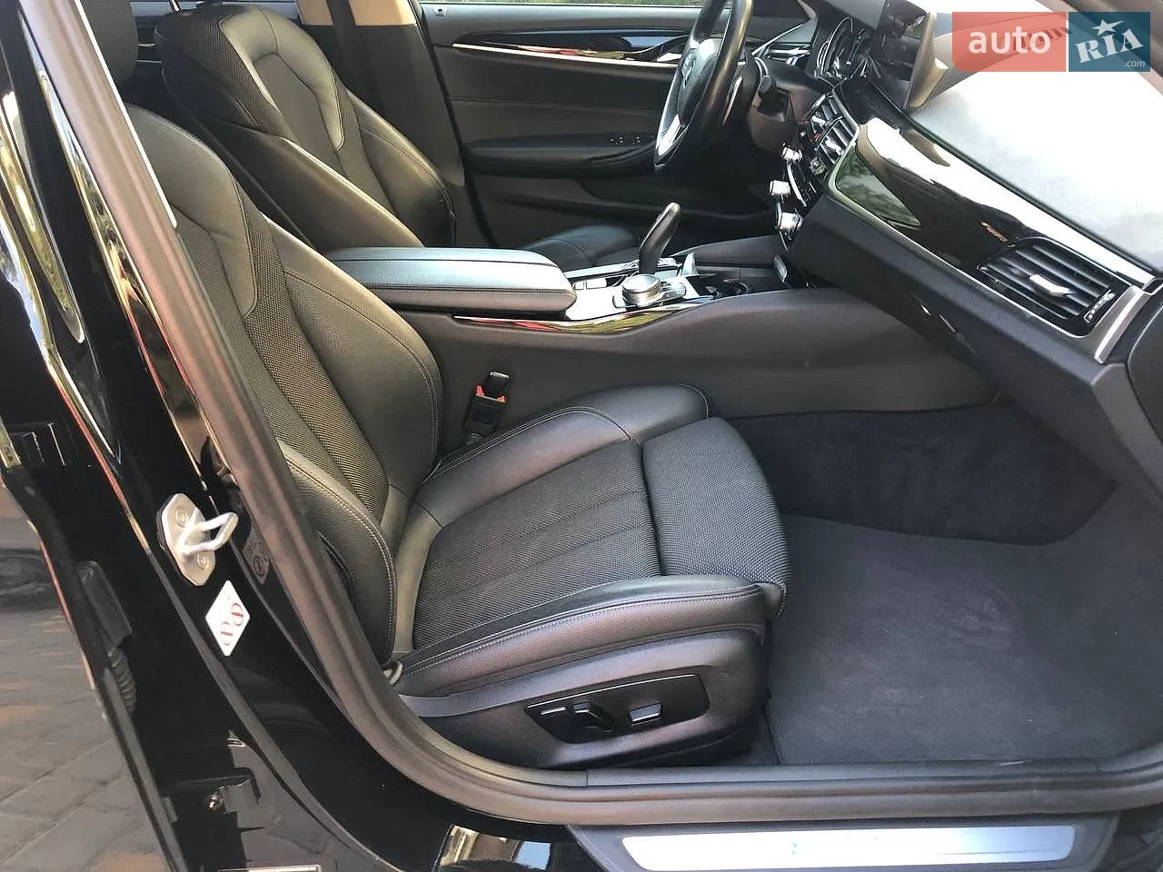 2018 BMW 5er - мініатюра 5