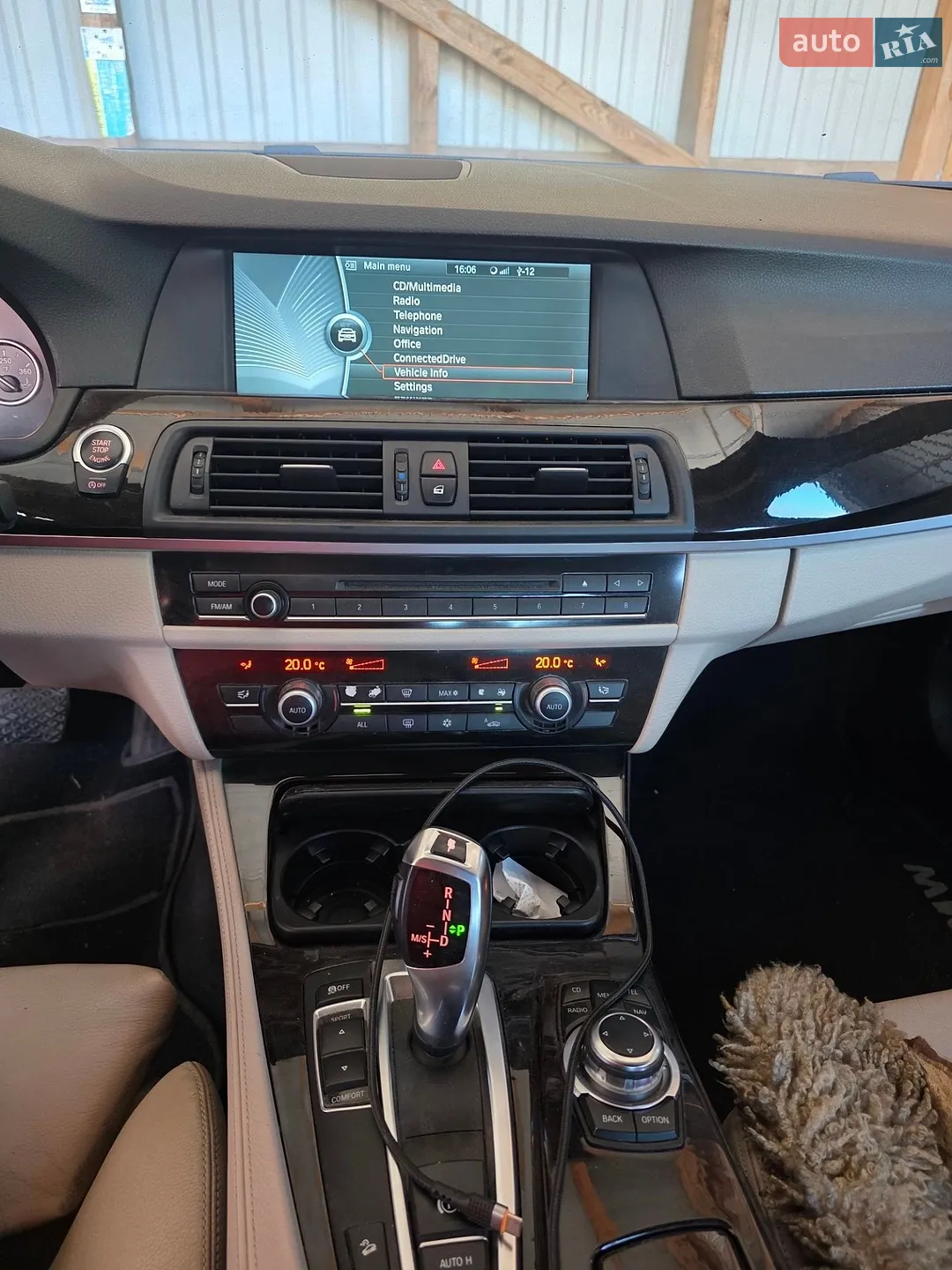 2012 BMW 5er - мініатюра 26