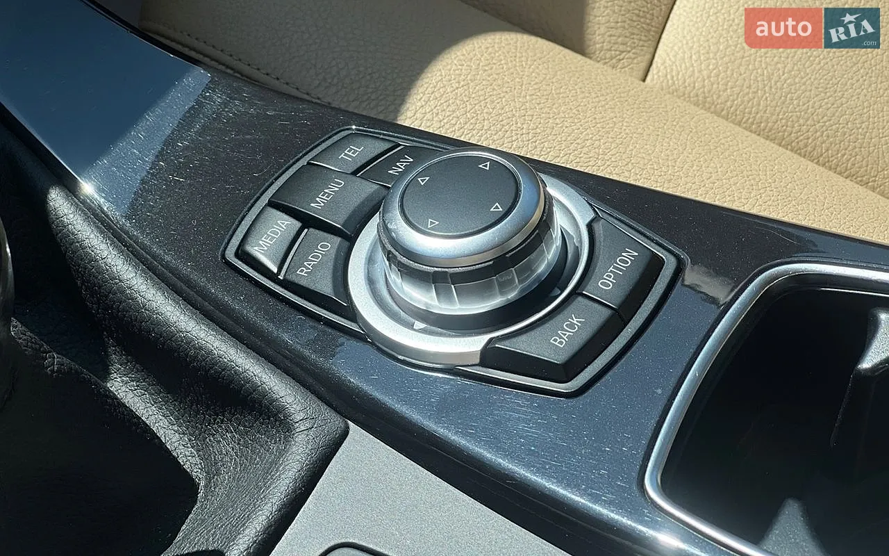 2014 BMW 5er - мініатюра 18