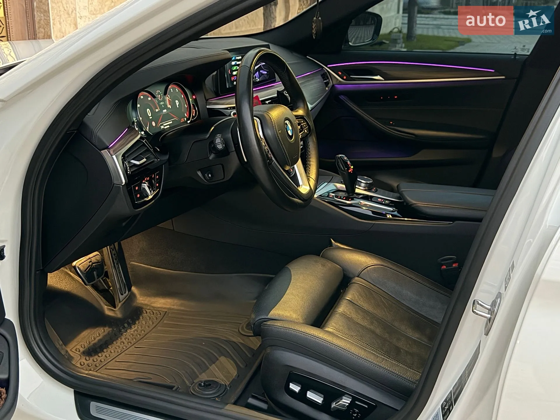 BMW 5 Series 2017 VIN WBAJC5108HG858159 фото оголошення 14 з 78