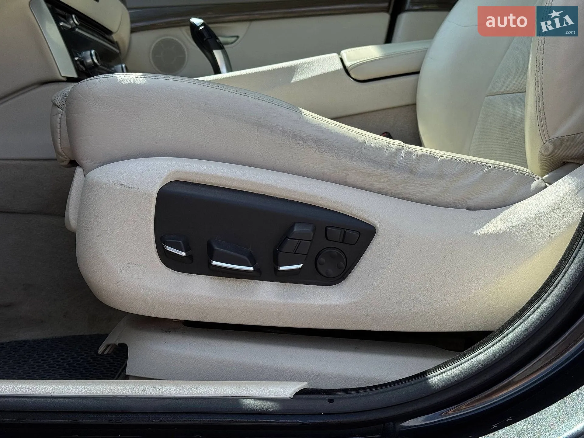2013 BMW 5er - мініатюра 27