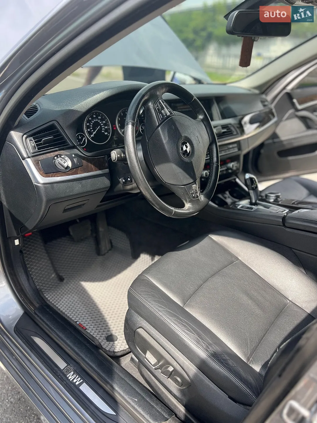 2013 BMW 5er - мініатюра 11