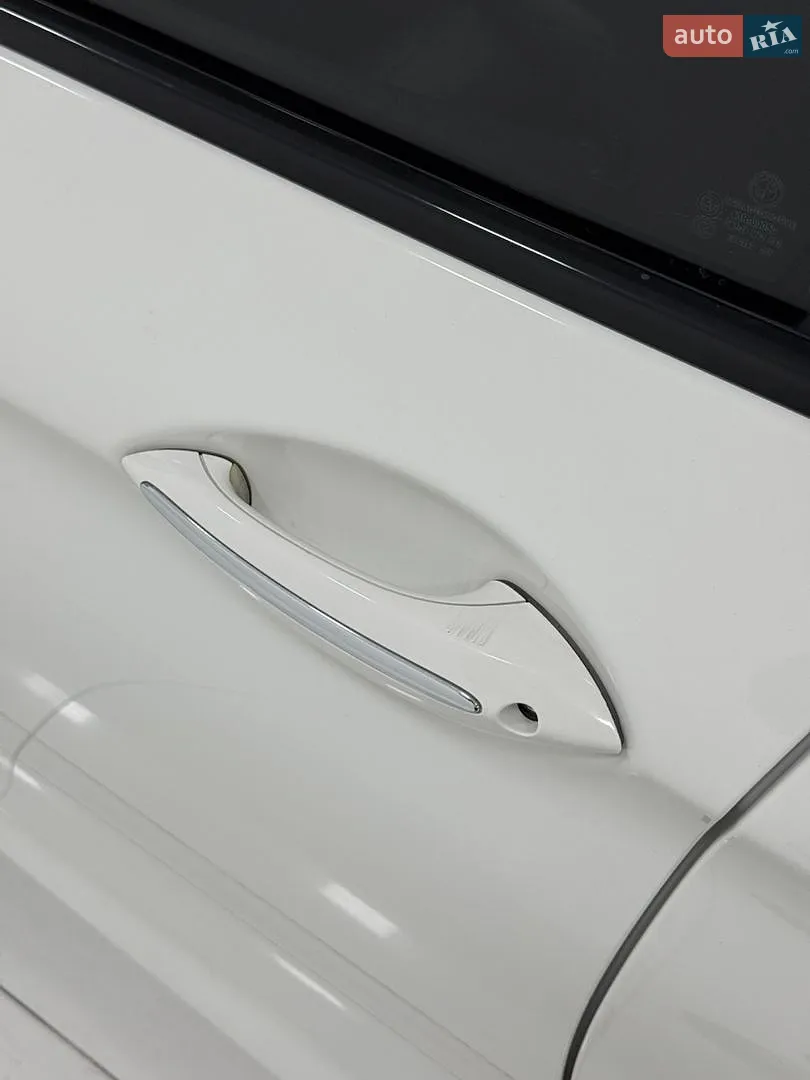 2013 BMW 5er - мініатюра 8