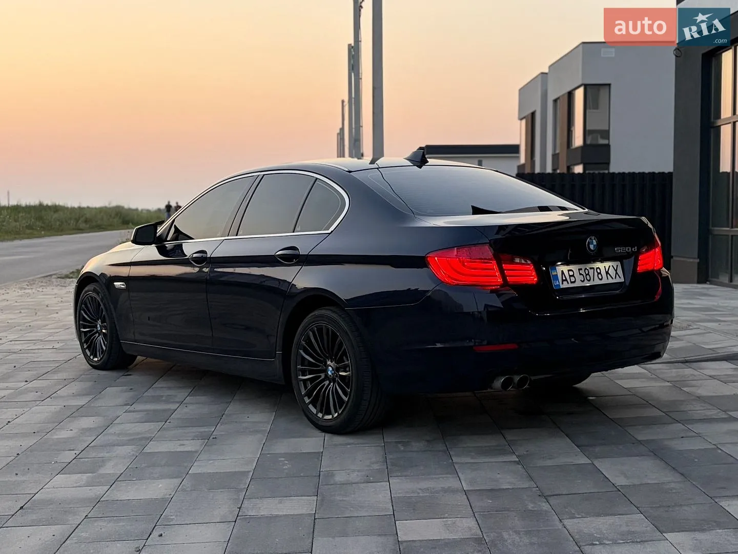 2011 BMW 5er - мініатюра 9