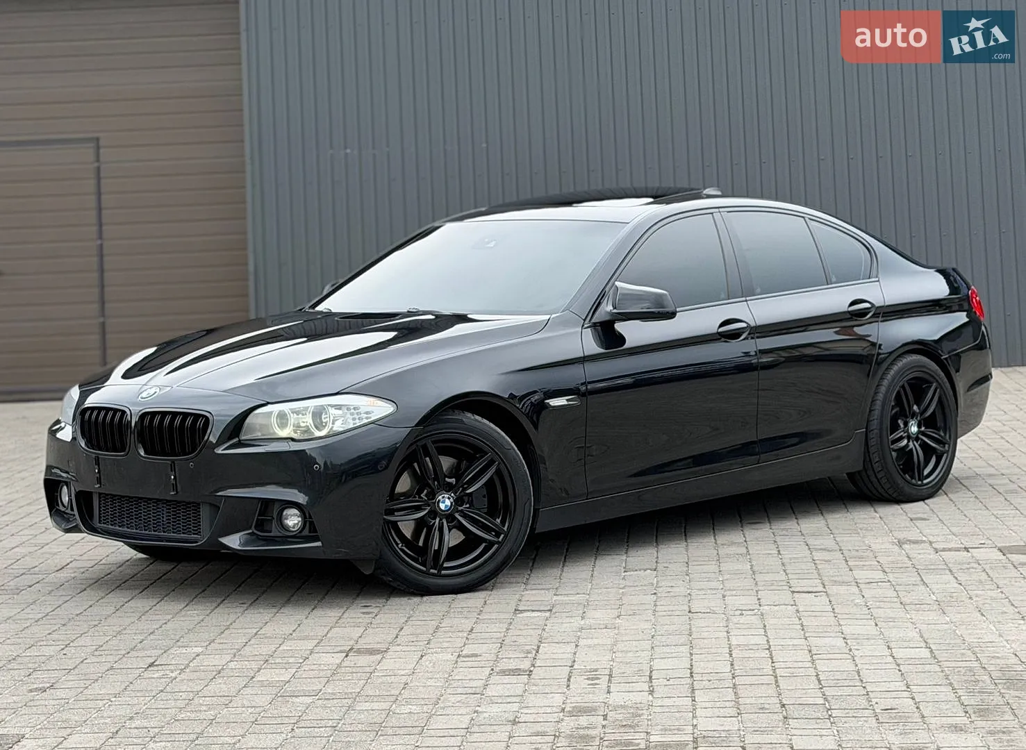 2012 BMW 5er - мініатюра 2