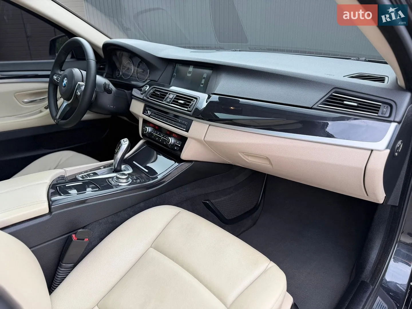 2012 BMW 5er - мініатюра 15