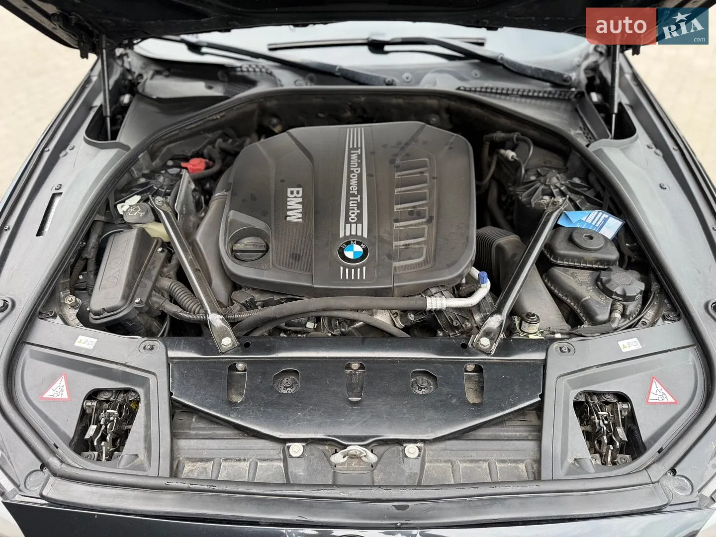 2012 BMW 5er - мініатюра 32