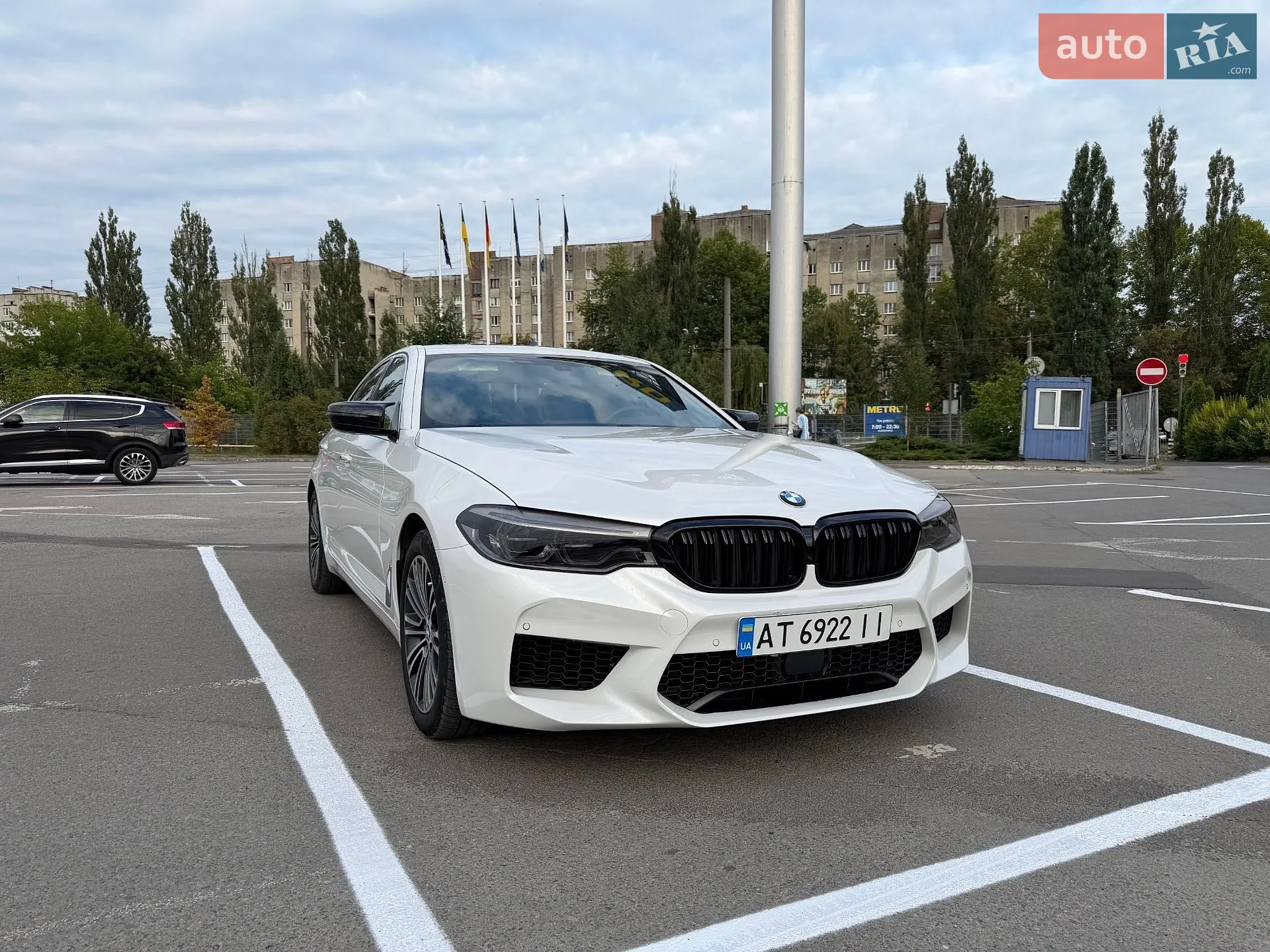 2017 BMW 5er - мініатюра 2