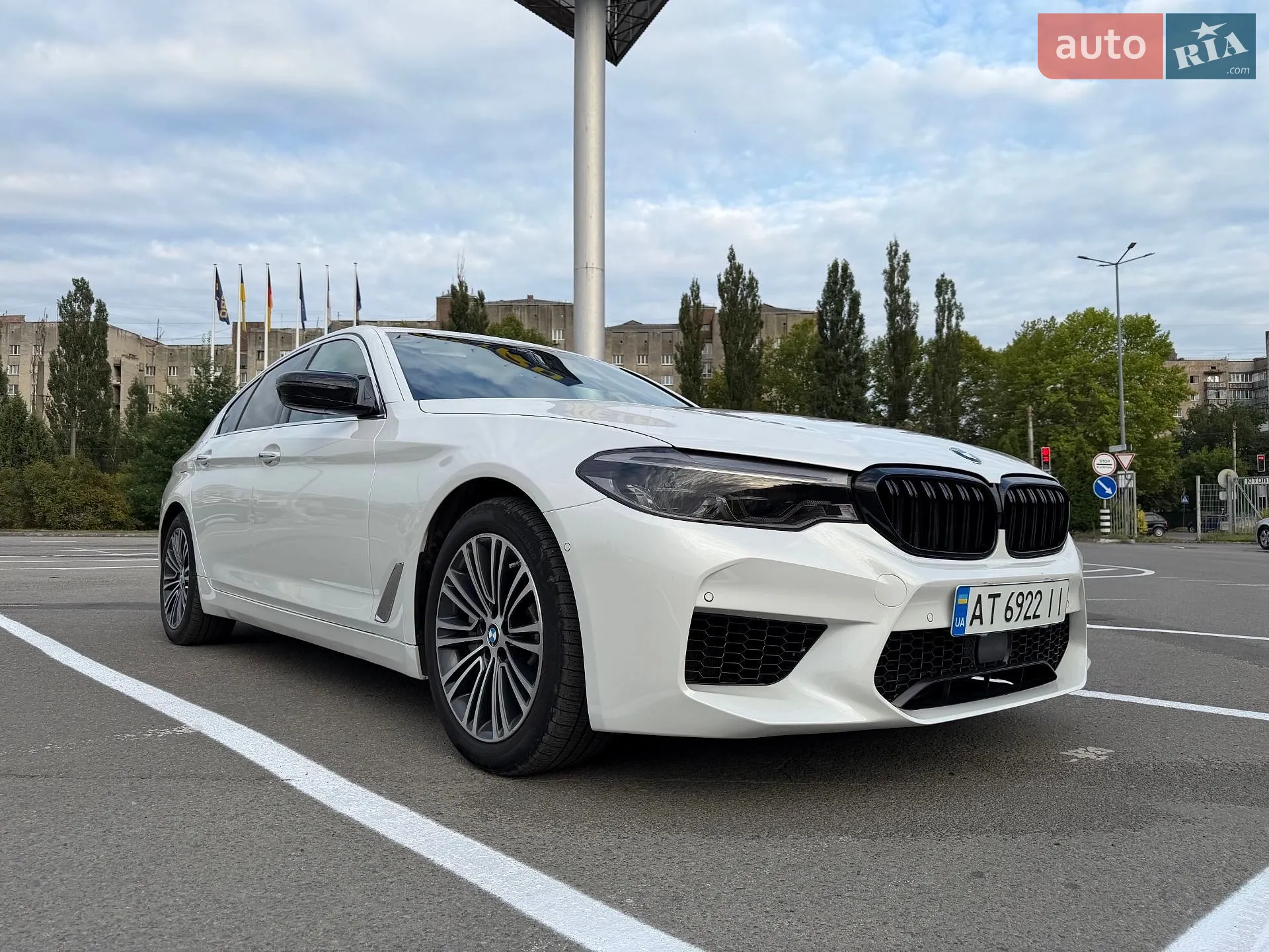 2017 BMW 5er - мініатюра 19