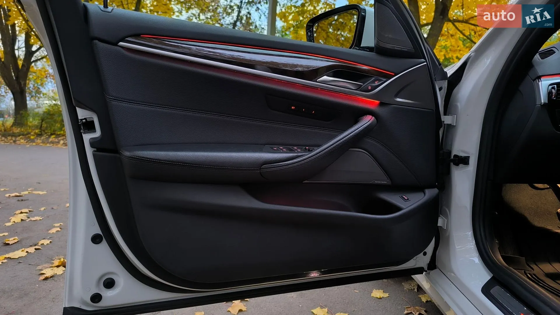 2017 BMW 5er - мініатюра 36