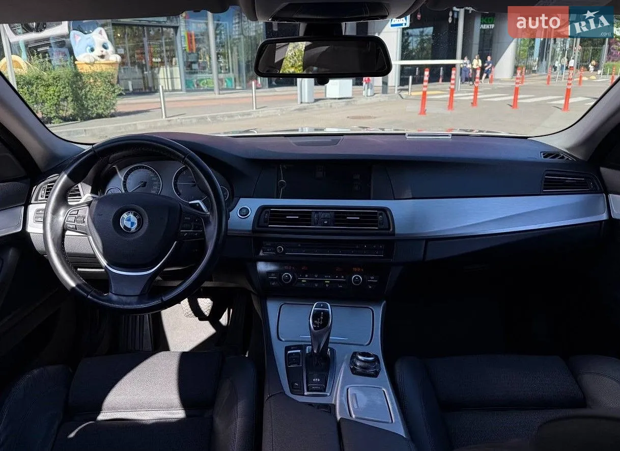 2011 BMW 5er - мініатюра 22