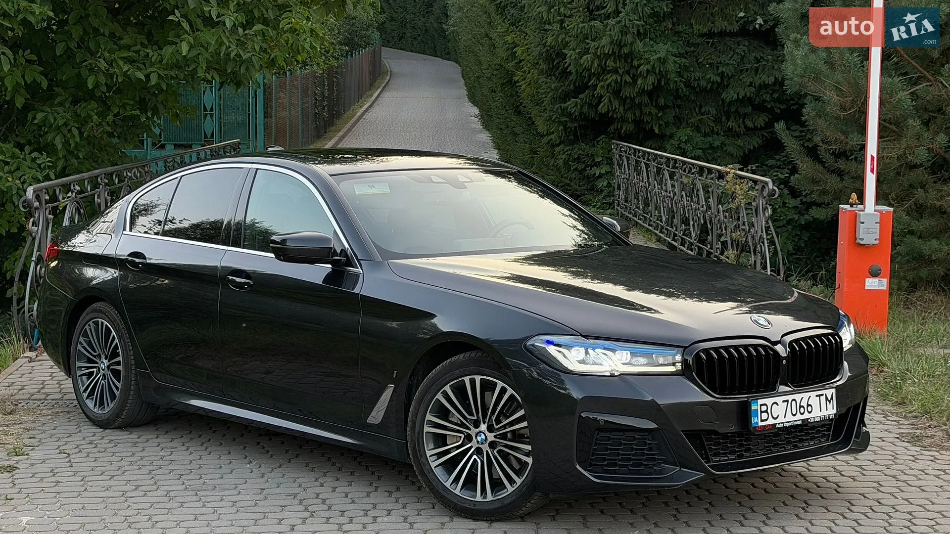 2019 BMW 5er - мініатюра 2
