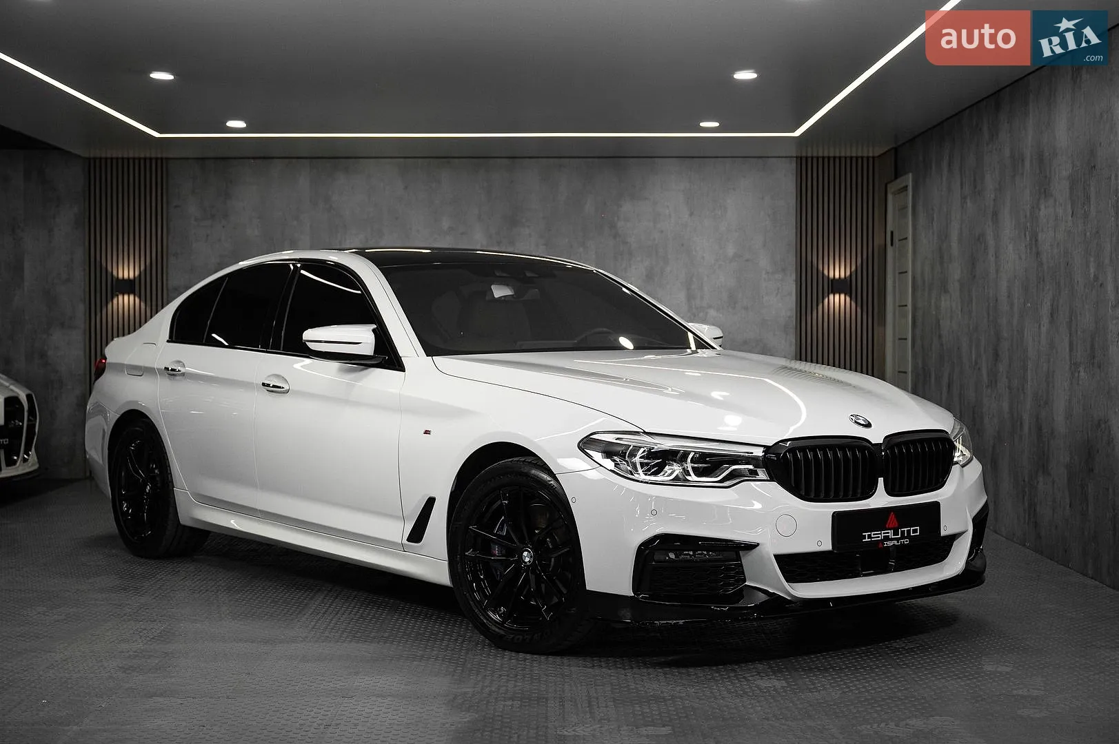 2017 BMW 5er - мініатюра 2