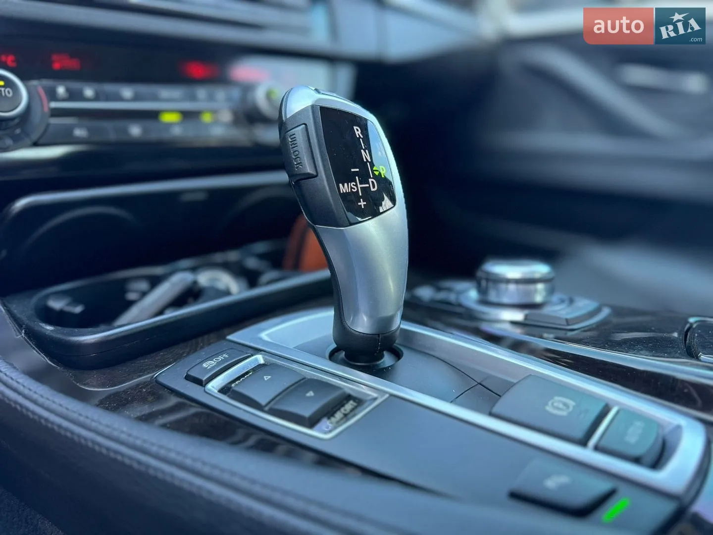 2013 BMW 5er - мініатюра 31