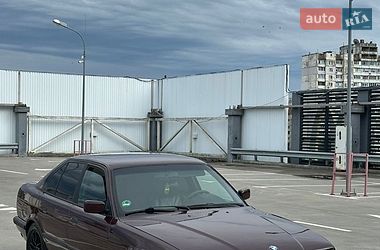 Седан BMW 5 Series 1993 в Києві