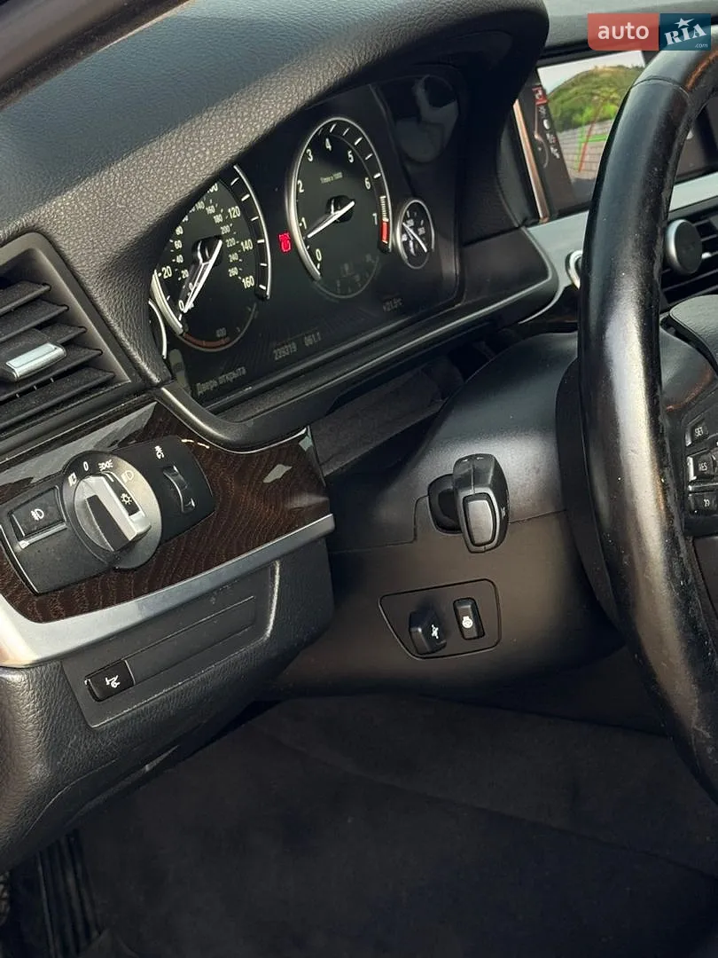 2014 BMW 5er - мініатюра 21
