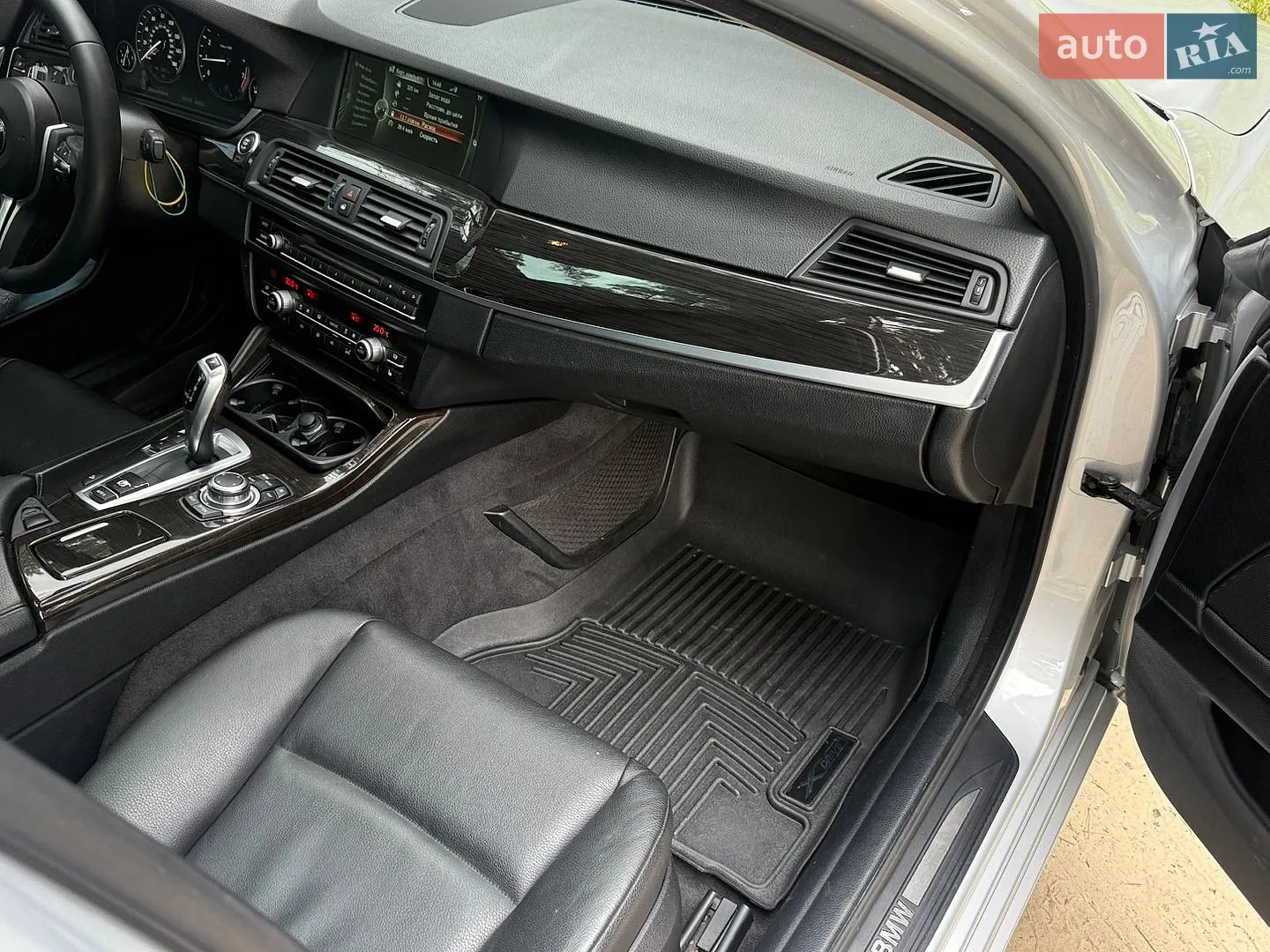 2012 BMW 5er - мініатюра 8