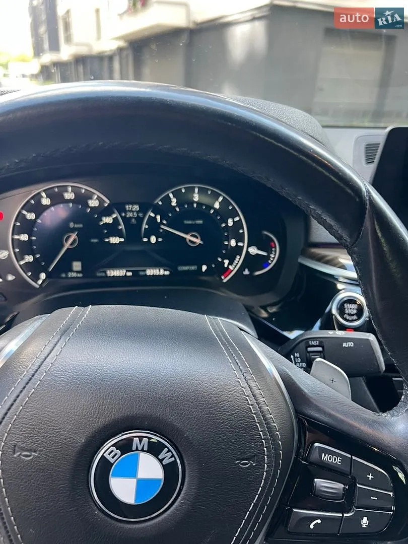 2017 BMW 5er - мініатюра 16