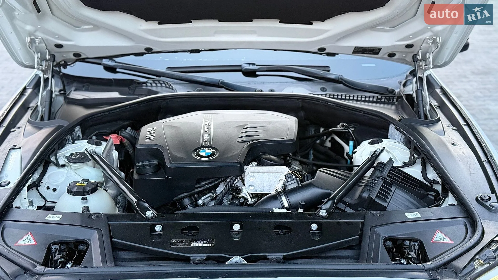 2014 BMW 5er - мініатюра 90