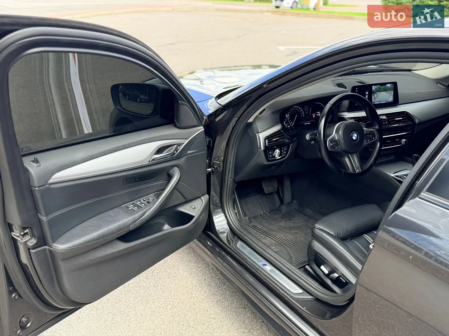 2017 BMW 5er - мініатюра 14