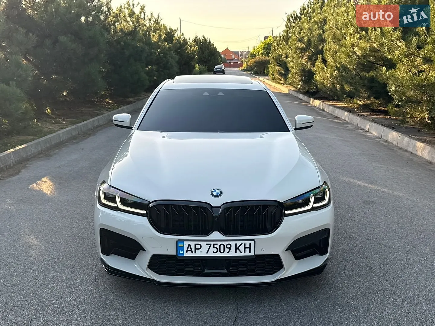2018 BMW 5er - мініатюра 18