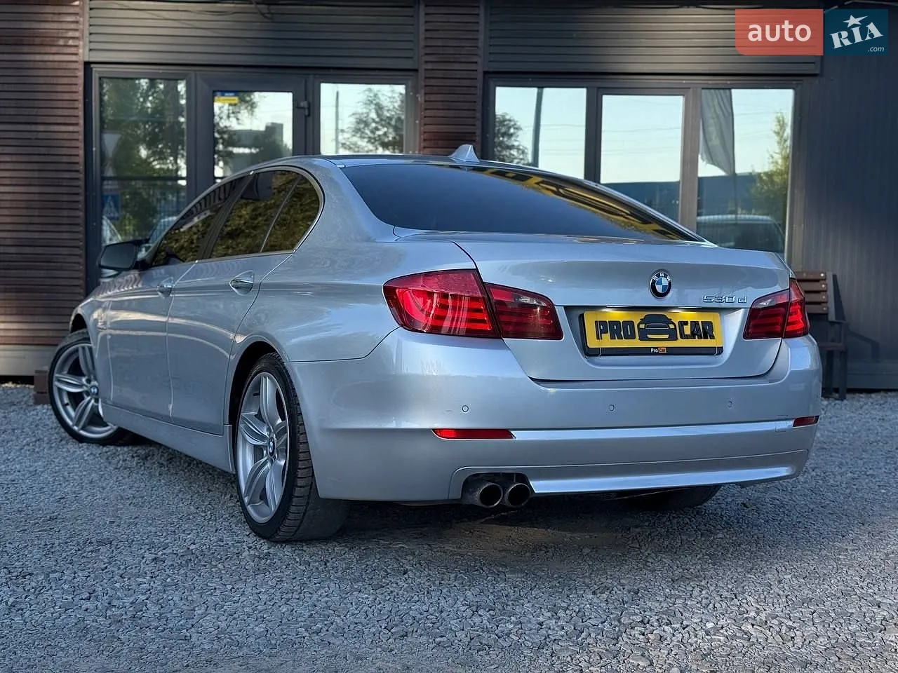 2010 BMW 5er - мініатюра 4
