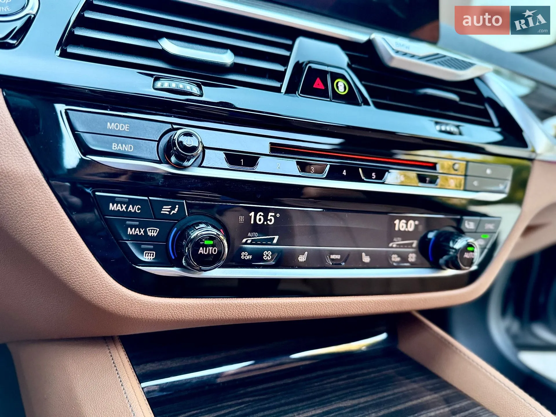 2017 BMW 5er - мініатюра 73