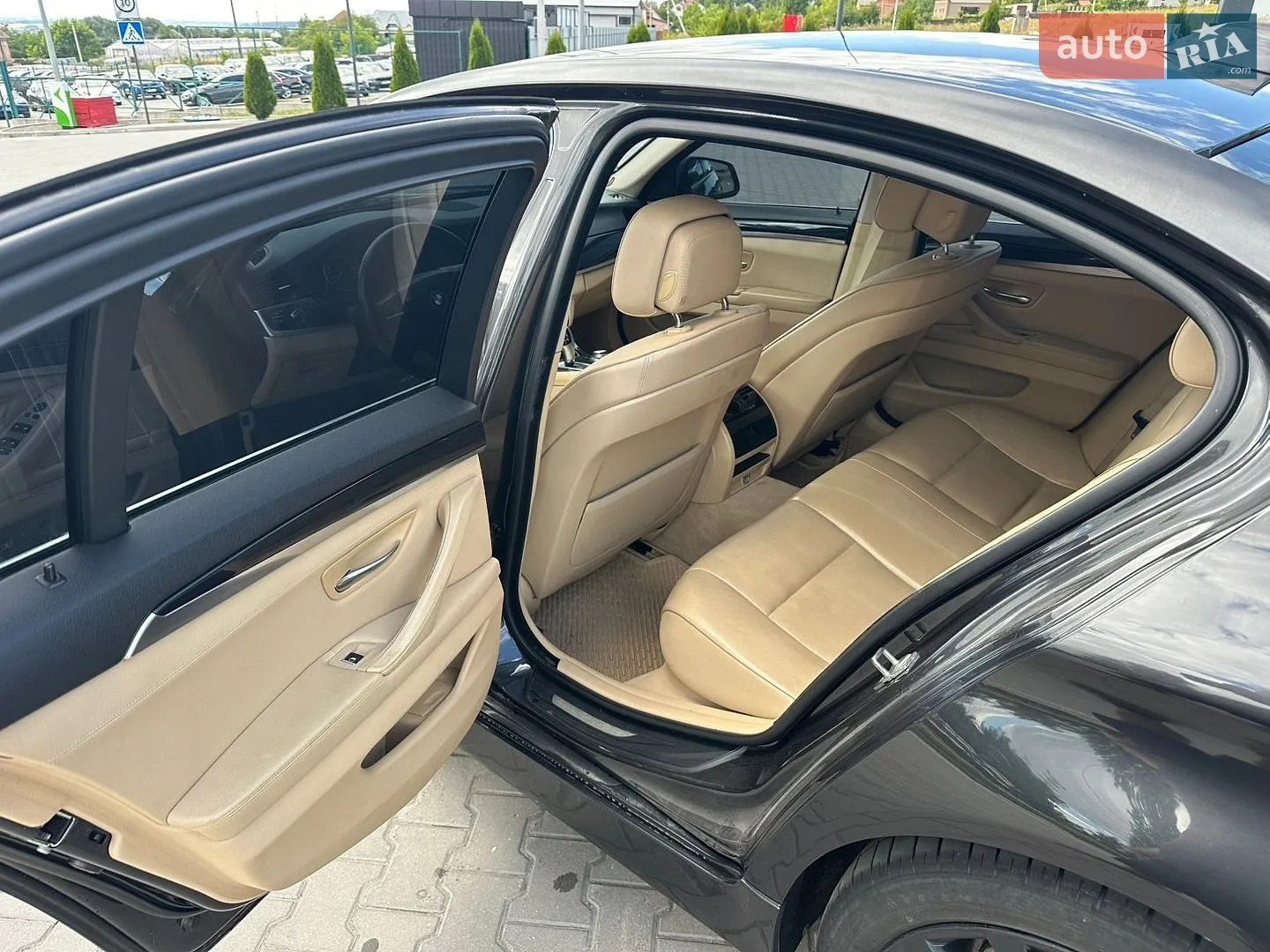 2010 BMW 5er - мініатюра 14