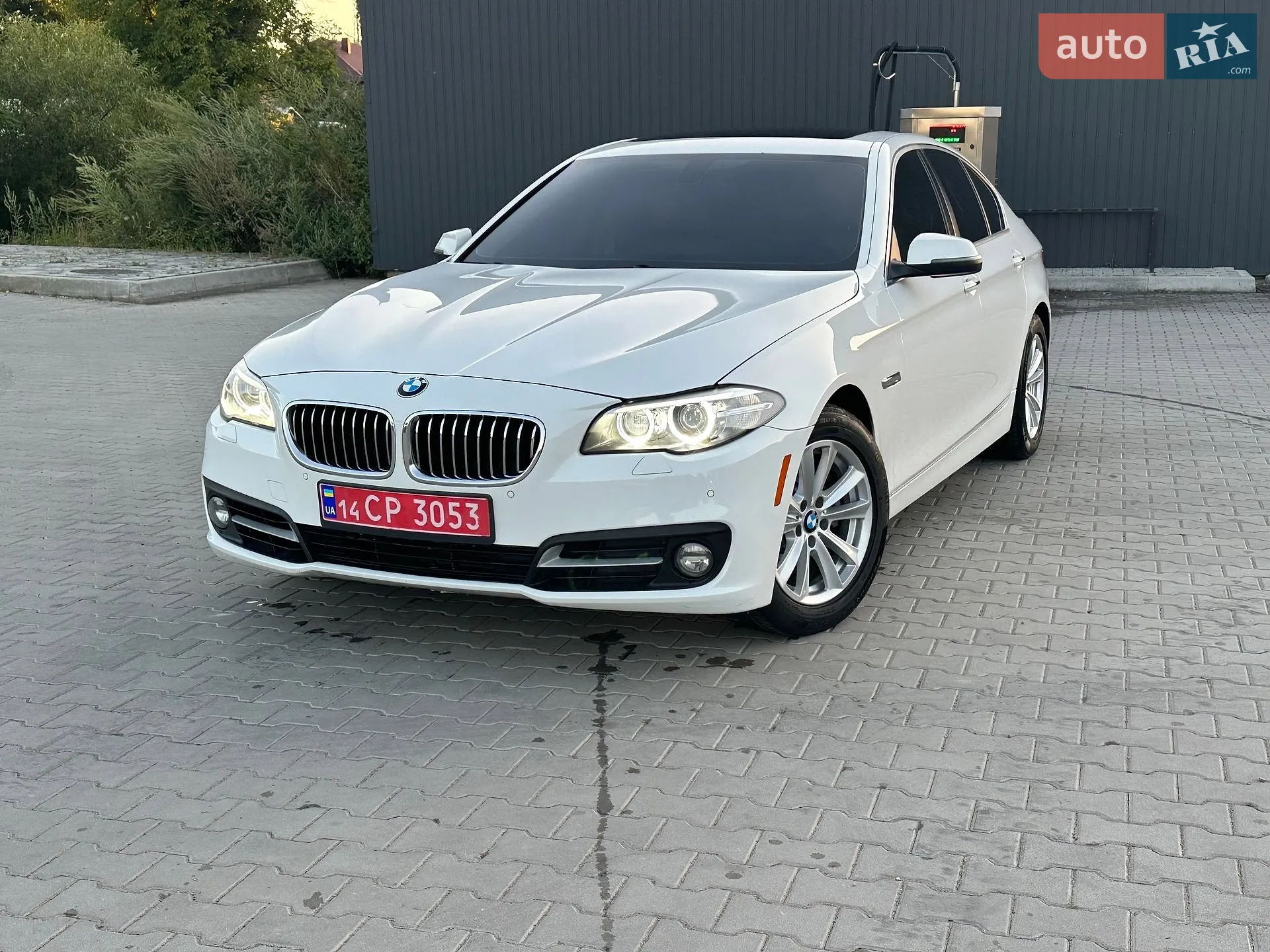 2015 BMW 5er - мініатюра 2