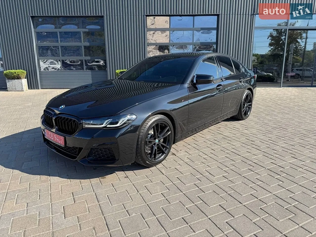2022 BMW 5er - мініатюра 3