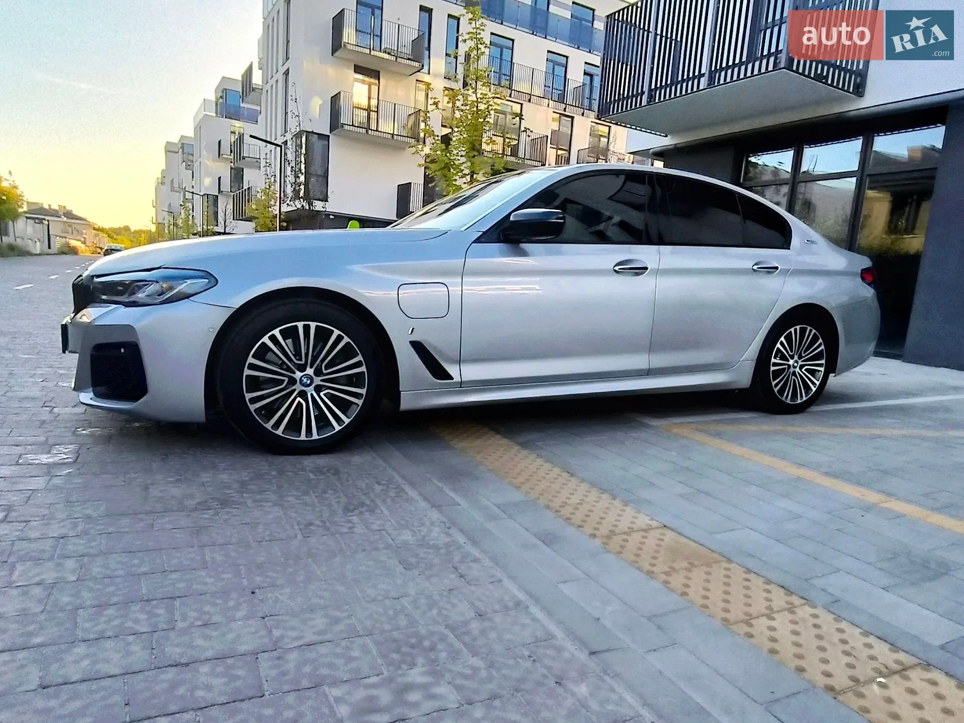 2018 BMW 5er - мініатюра 10