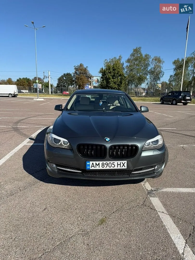 2013 BMW 5er - мініатюра 2