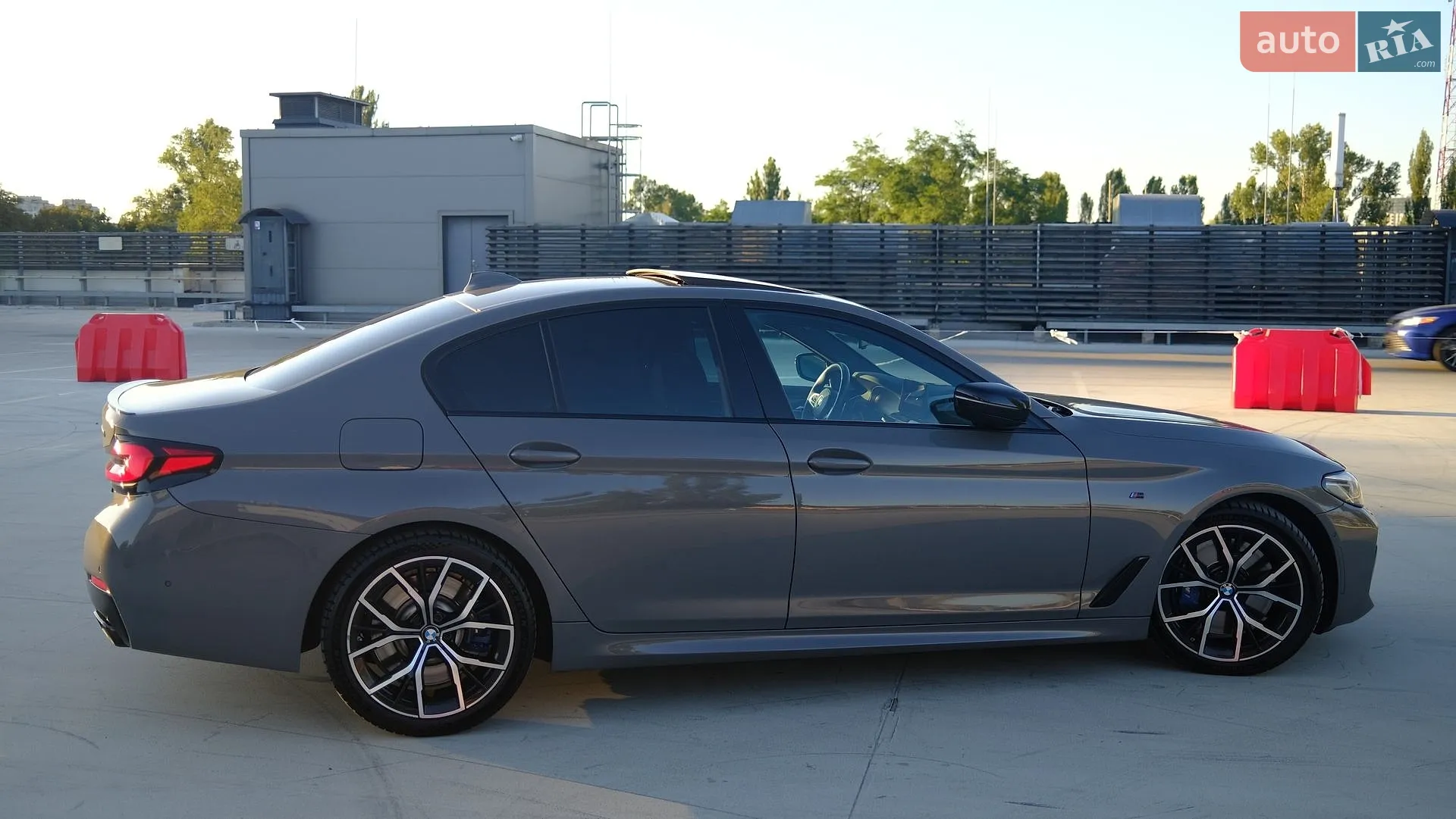 2020 BMW 5er - мініатюра 15