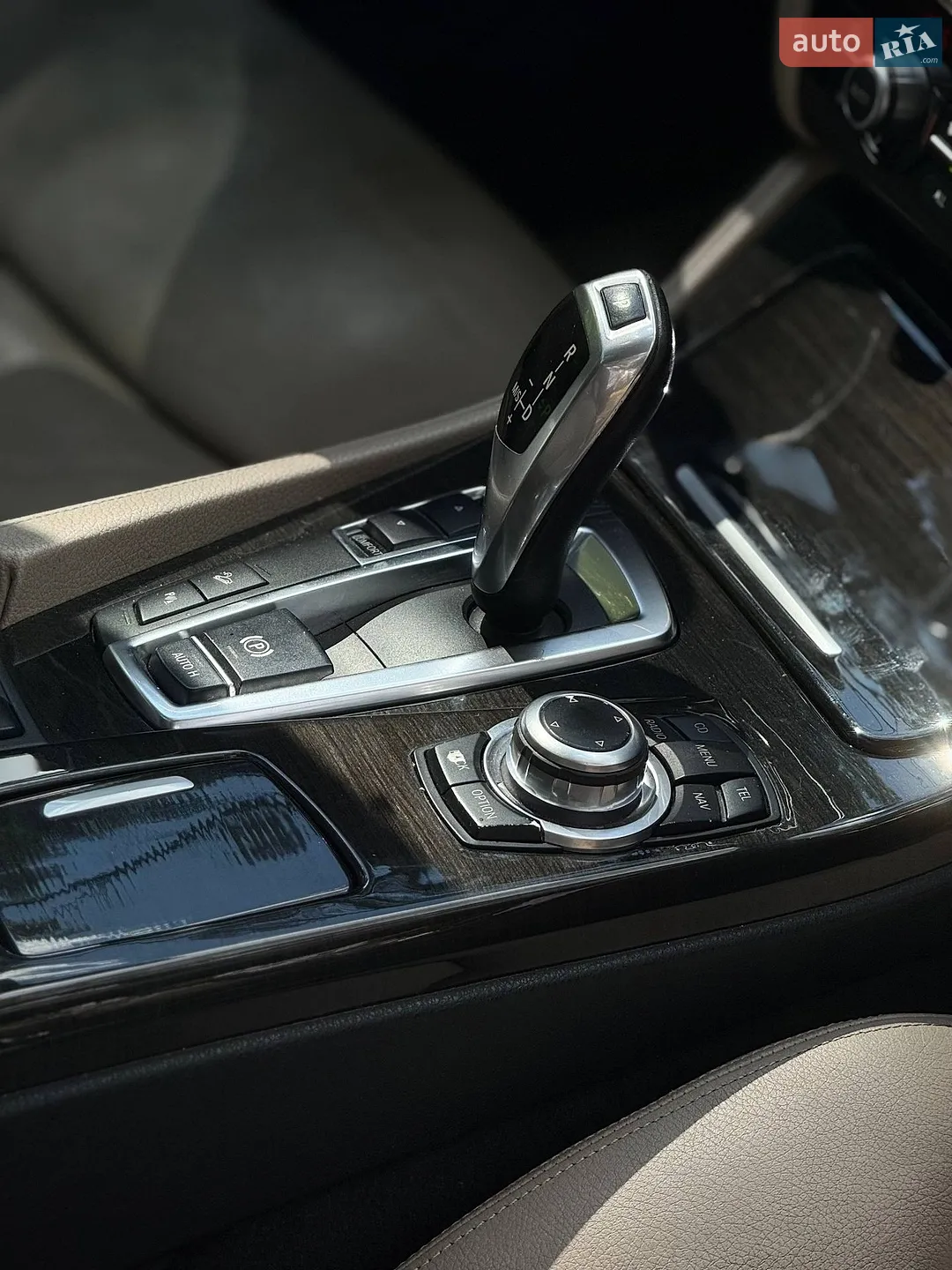 2011 BMW 5er - мініатюра 13