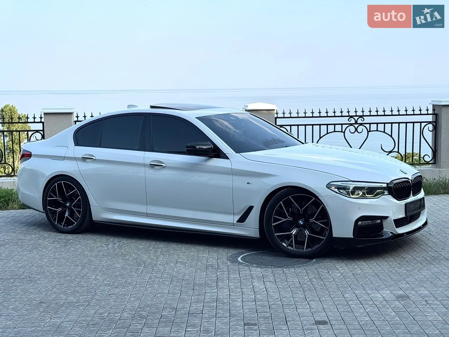 2016 BMW 5er - мініатюра 4