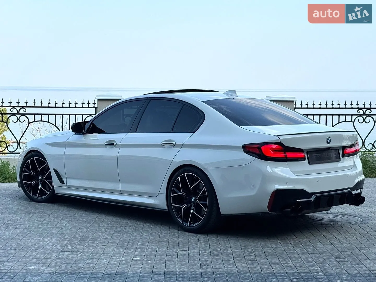 2016 BMW 5er - мініатюра 5