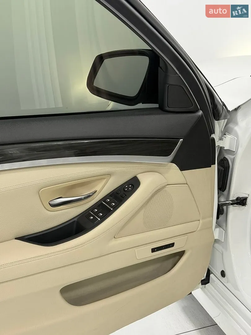 2013 BMW 5er - мініатюра 12