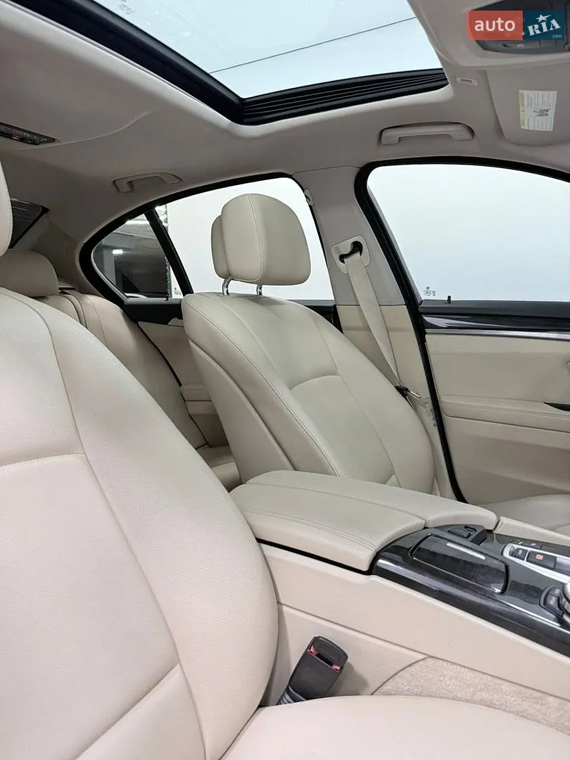 2013 BMW 5er - мініатюра 22